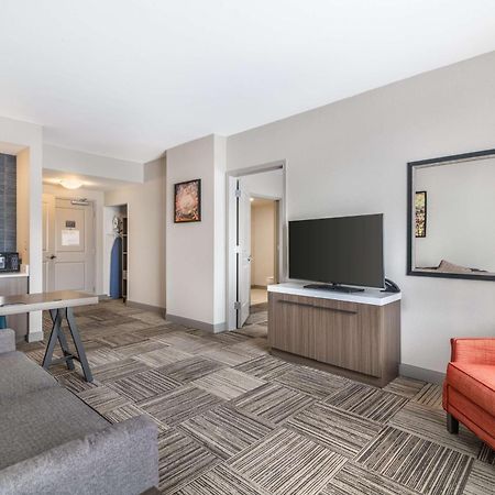 Hilton Garden Inn Albany-Suny Area Exteriör bild